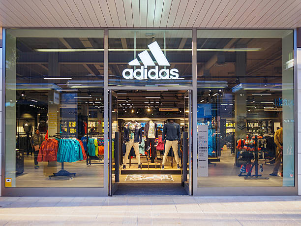 chiến lược marketing của adidas