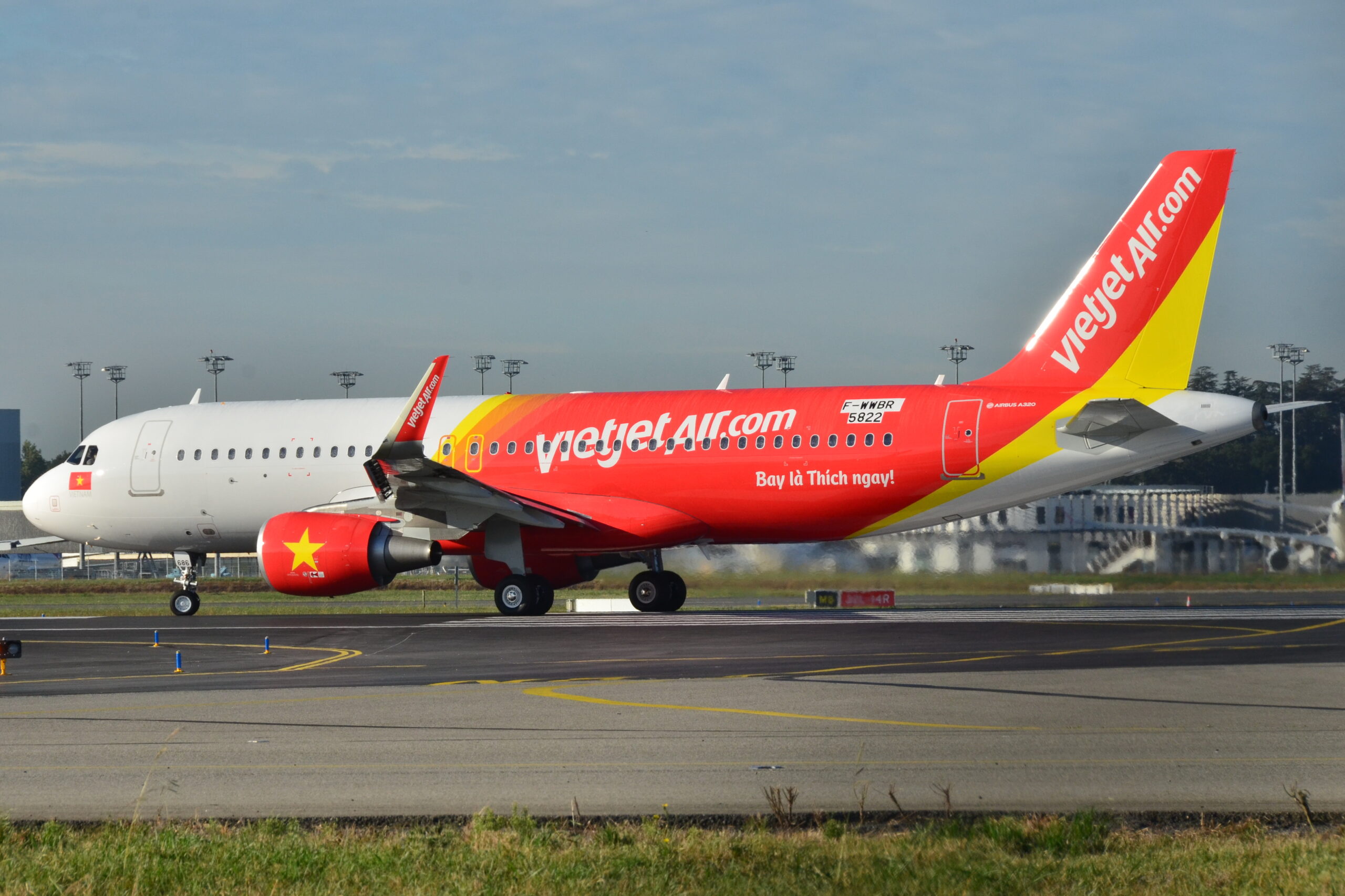 máy bay vietjet