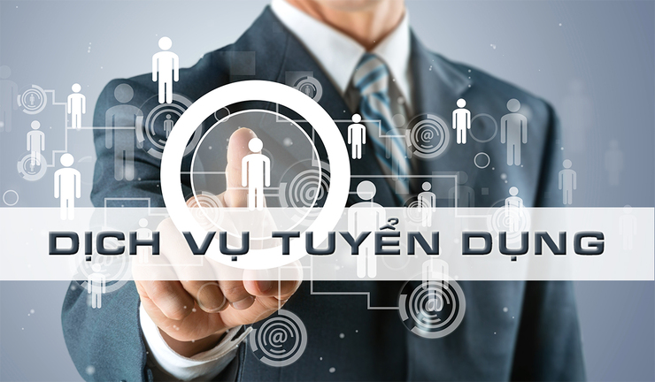 Sử dụng dịch vụ tuyển dụng 