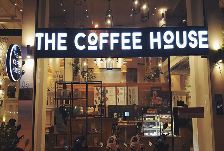 Xây dựng hình ảnh thân thiện, lịch sự là điểm mạnh của The Coffee House