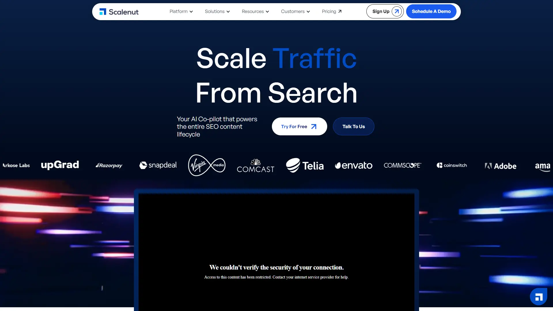 Trang chủ Scalenut với thông điệp 'Scale Traffic From Search', giới thiệu công cụ AI hỗ trợ toàn bộ vòng đời nội dung SEO, cùng các đối tác lớn như Adobe, Comcast và Virgin Media.